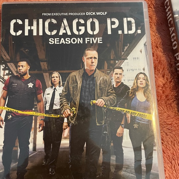 DVD Chicago P.D season 1-5 - Picture 3 of 6